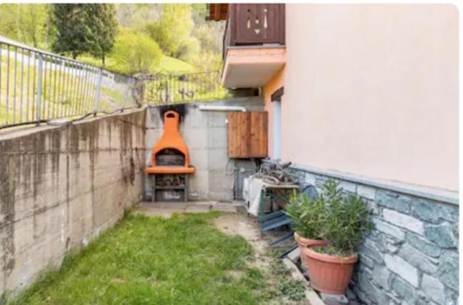 La maison rose Brissogne Extérieur photo