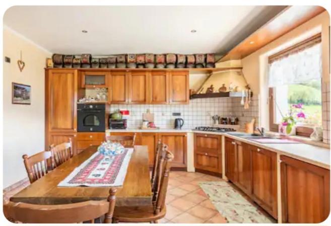 La maison rose Brissogne Extérieur photo