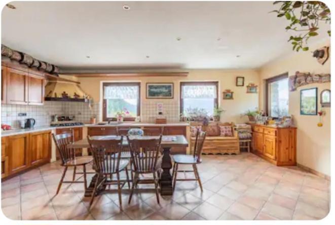 La maison rose Brissogne Extérieur photo