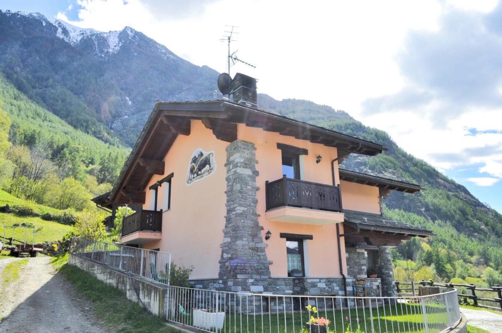 La maison rose Brissogne Extérieur photo